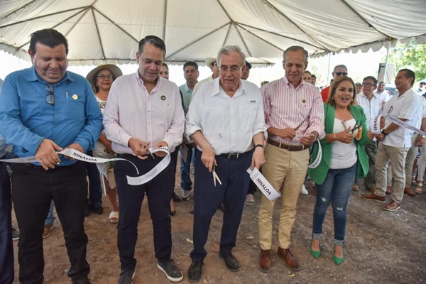 Rocha Moya y Vargas Landeros anuncian que continuará carretera de Olas Altas a la México 15